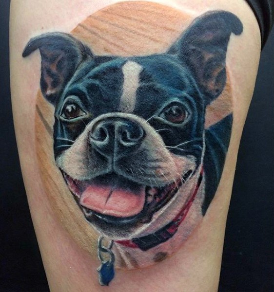 非常逼真的滑稽狗彩色肖像纹身图案