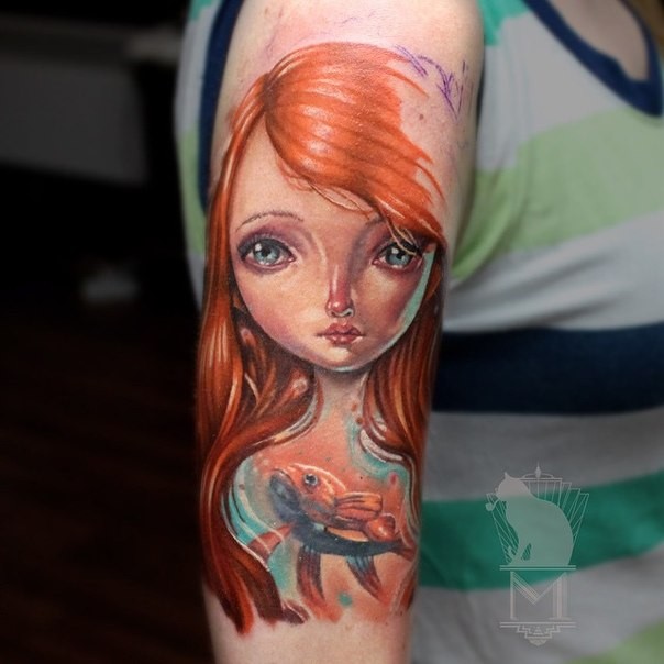 金鱼和可怜小女孩肖像纹身图案