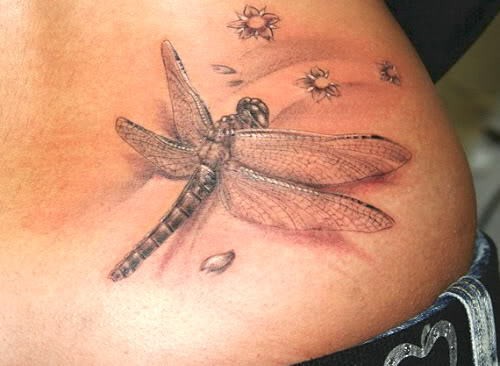 超级逼真的蜻蜓纹身图案