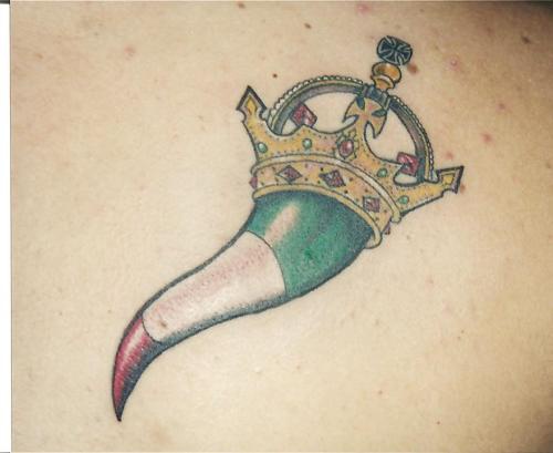 意大利皇家皇冠纹身图案
