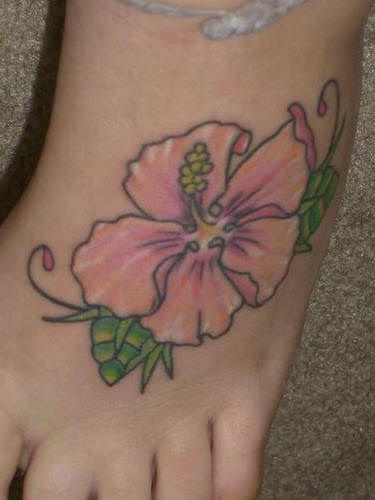脚背粉色木槿花纹身图案
