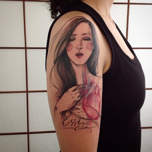 女性肩部照片风格彩色女人纹身图案