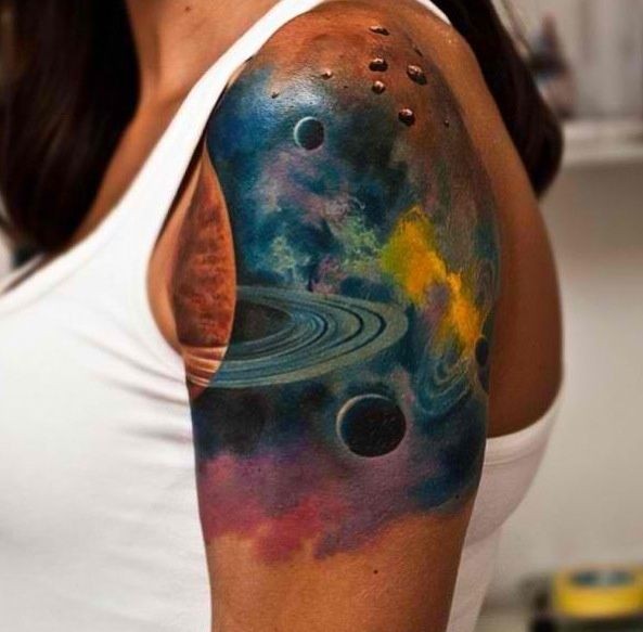 可爱的小太阳系肩部纹身图案