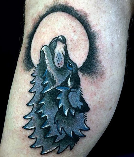 手臂彩色月亮狼纹身图案