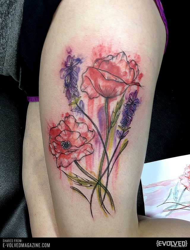 腿部水彩风格罂粟花纹身图案