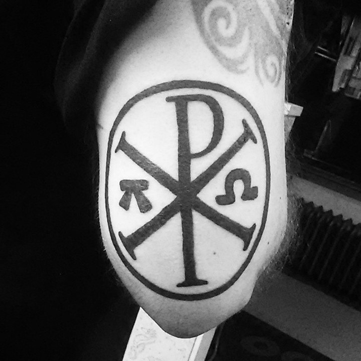 手臂黑色宗教基督特殊字母符号纹身图案