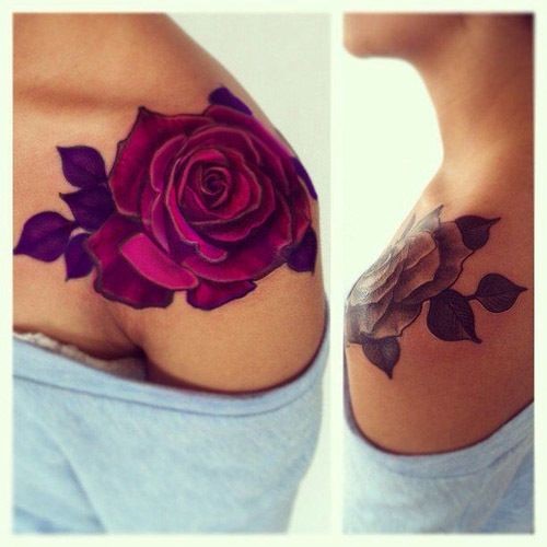 女性肩部彩色玫瑰纹身图案