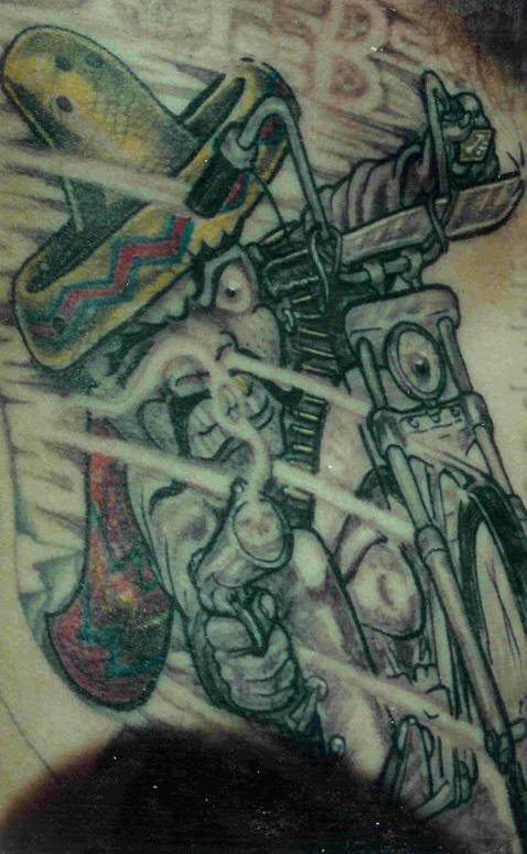 背部彩色墨西哥强盗纹身图片