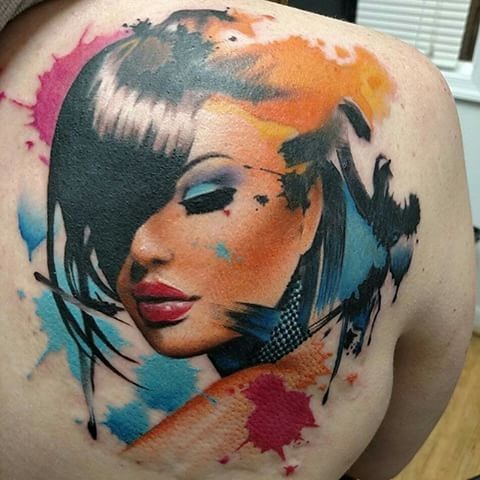 现代传统风格的彩色肖像女人纹身