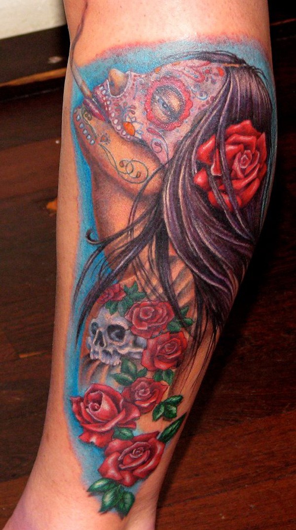 腿部彩色墨西哥风格抽烟的女人纹身