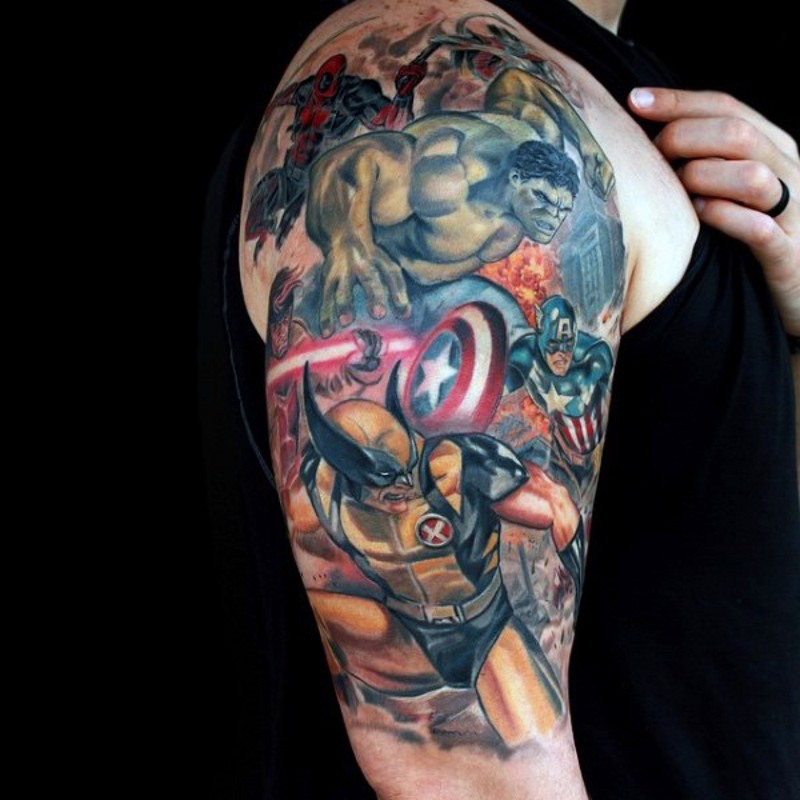 肩部彩色各种“超级英雄”纹身图案
