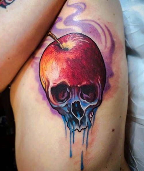 腰侧彩色苹果骷髅头纹身图案