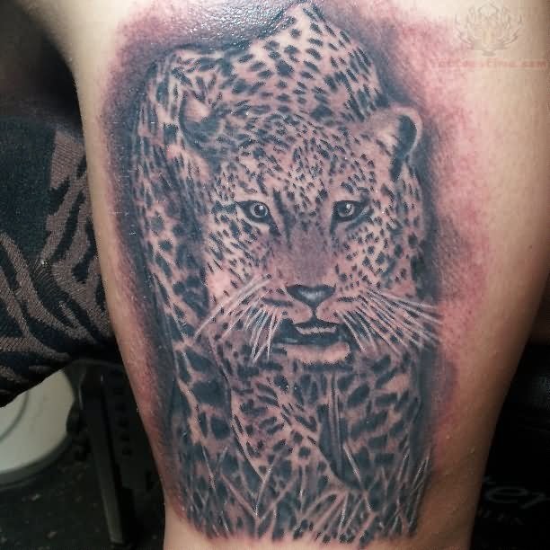 腿部有趣逼真的豹子纹身纹身图案