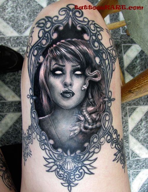 腿部大恶魔美杜莎的肖像纹身图案