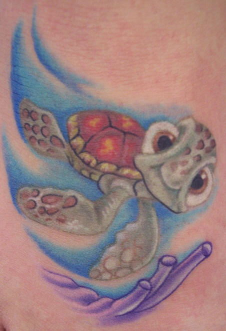 肩部彩色海底总动员小乌龟纹身