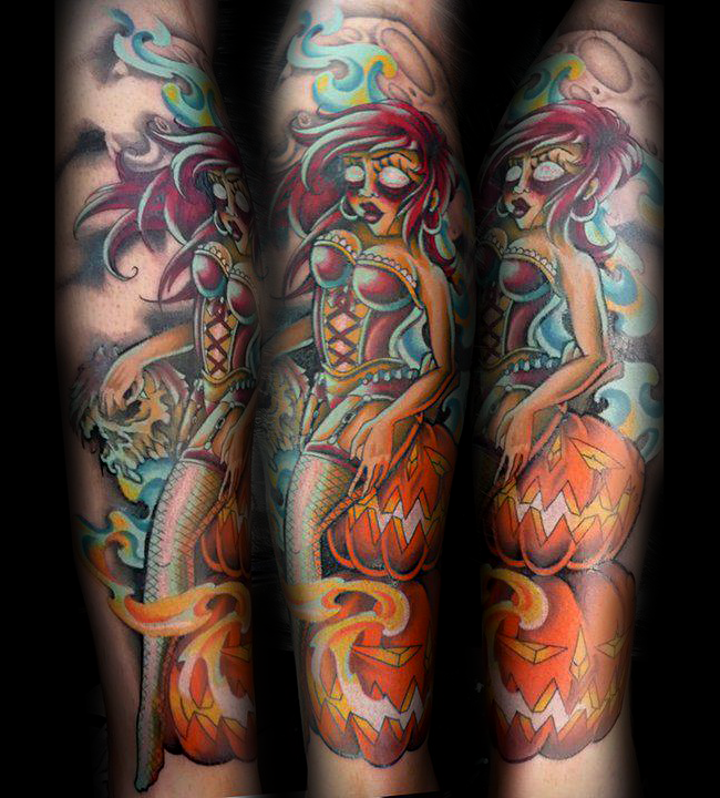 手臂彩色恶魔的美人鱼纹身图案