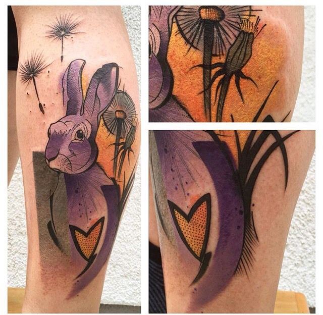 腿部插画风格彩色兔子纹身图案