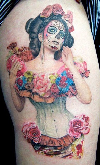 腿部彩色墨西哥妇女与花纹身图案