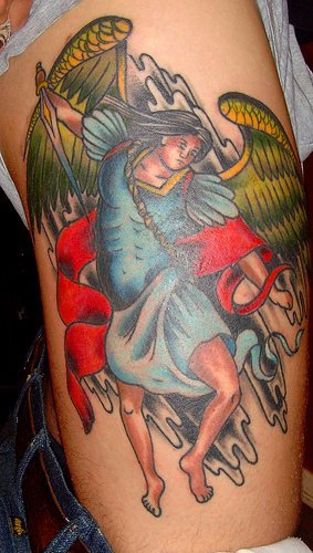 腰侧彩色Saint michael宗教纹身图案