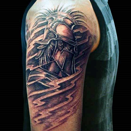 肩部黑棕色滑稽的战士纹身图案