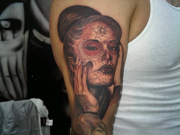 肩部墨西哥传统彩色女性肖像纹身