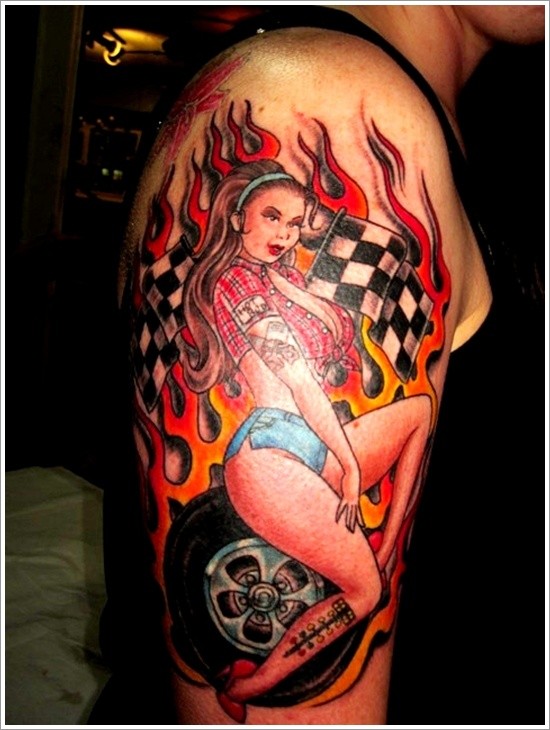 不寻常彩绘诱人赛车女子纹身图案
