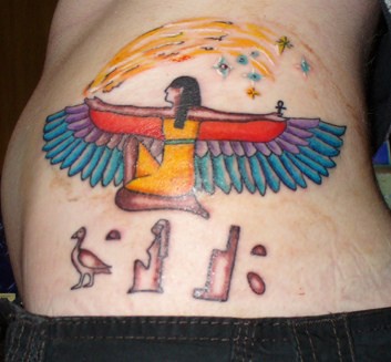 腰侧彩色埃及风翅膀纹身图案