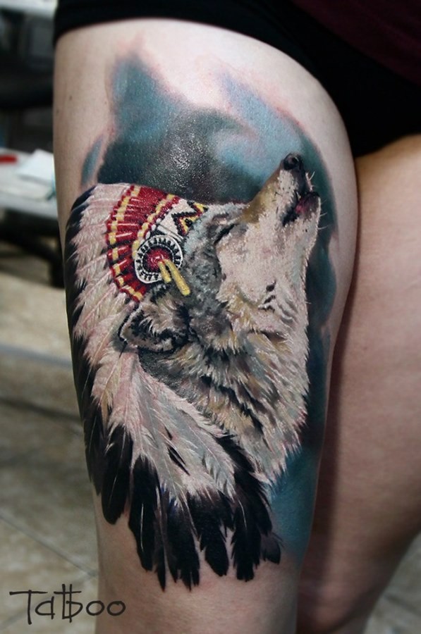 腿部彩色印度狼头纹身图案