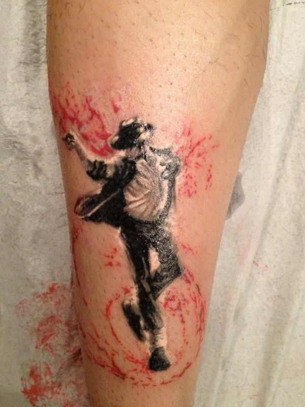 腿部彩色迈克尔·杰克逊纹身图案