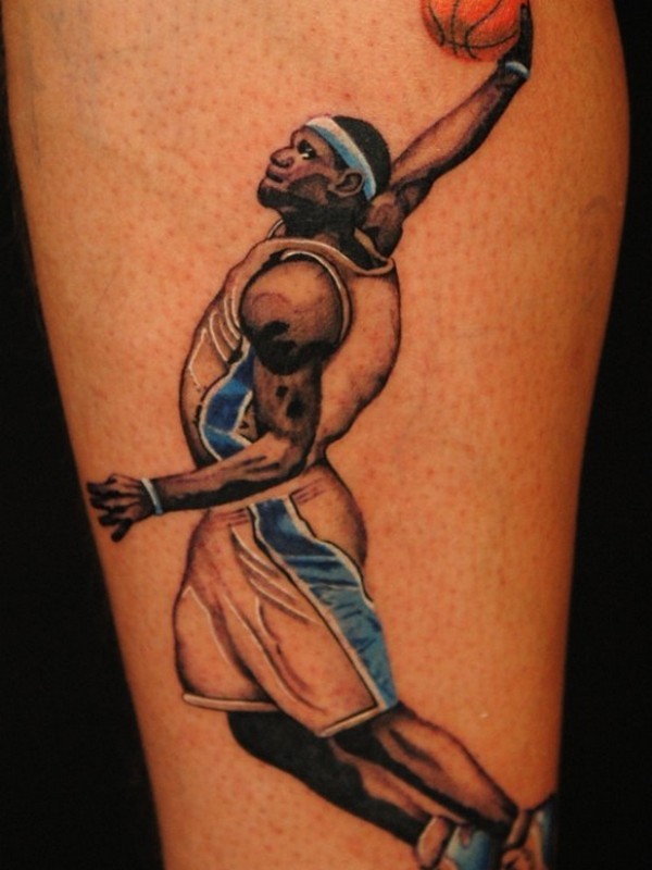 腿部彩色肩篮球运动员纹身图案