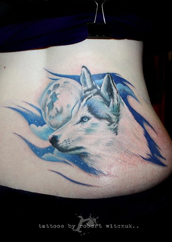 腰部彩色自然的月亮狼纹身图片