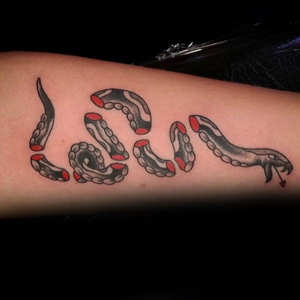 手臂个性彩色蛇断纹身图案
