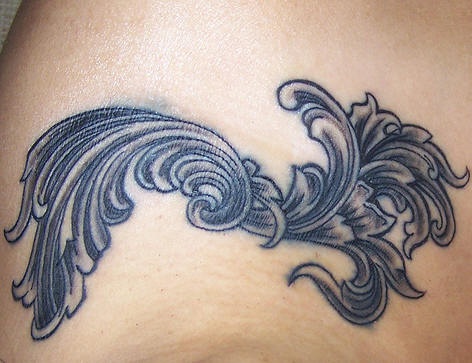 肩部黑灰curles图像纹身图案
