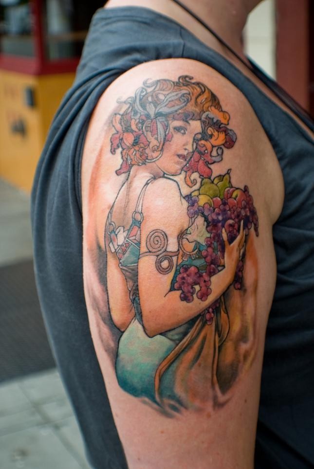 肩部新风格彩色妇女与水果纹身图片