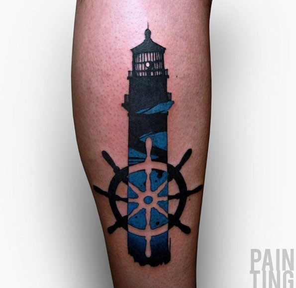 腿部彩色灯塔与船舶方向盘纹身图案