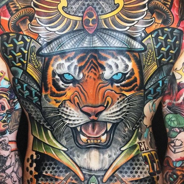 日本传统彩色老虎全身纹身图案