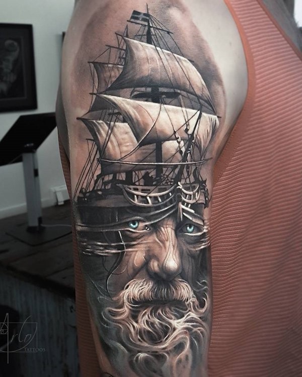 全新风格的棕色肩帆船与老人纹身图案