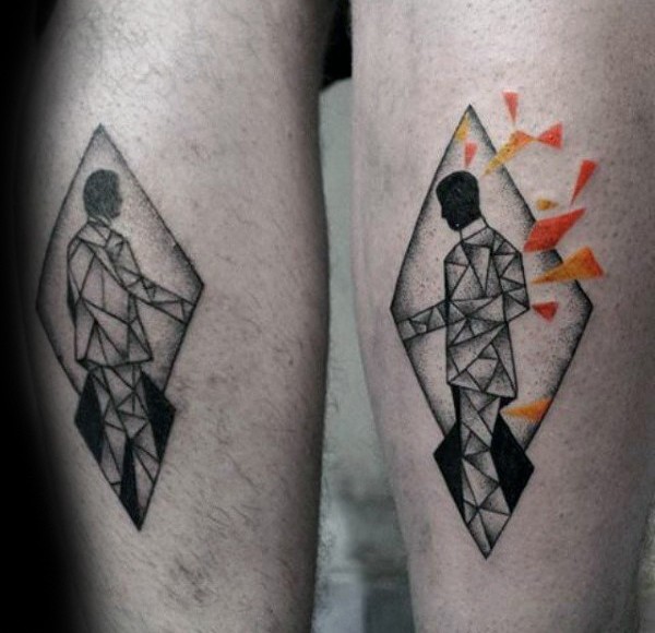 腿部超现实主义风格的神秘男子纹身