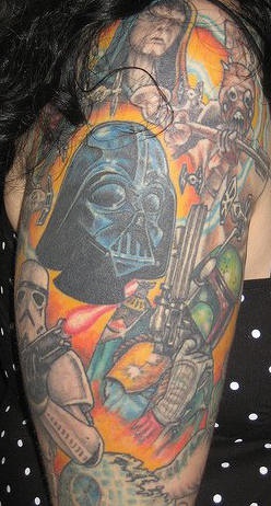 肩部彩色星球大战主题纹身图片