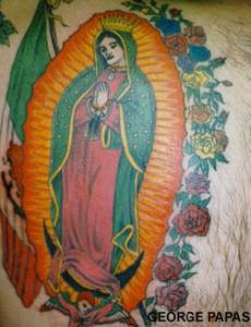 腿部彩色圣瓜达卢佩-玛丽纹身图案