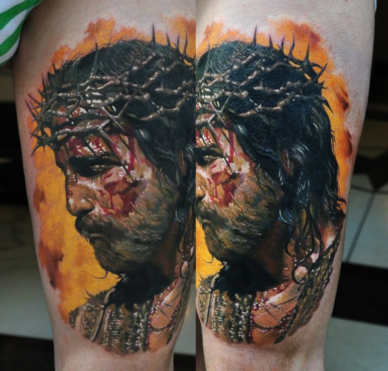 腿部真实照片彩色血腥耶稣纹身图片