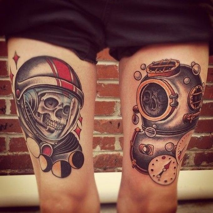 腿部彩色宇航员纹身图片
