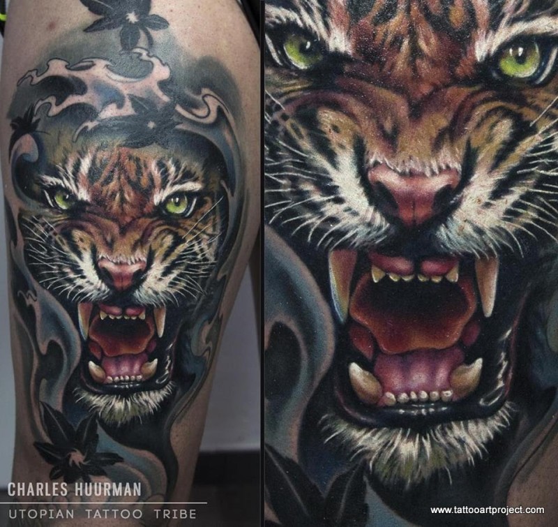 腿部彩色老虎写实纹身图案