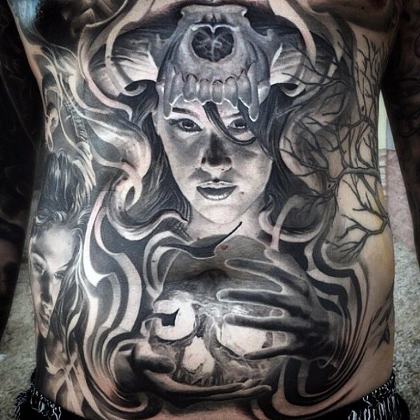 腹部黑灰神秘女巫与骷髅纹身图案