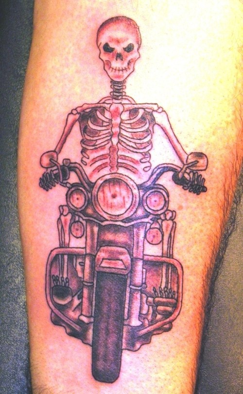 腿部骷髅骑摩托车纹身图案