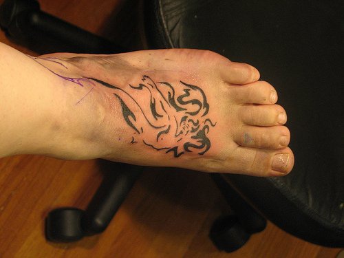 脚部美人鱼图腾纹身图案