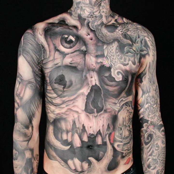男性全身黑灰骷髅主题纹身图案