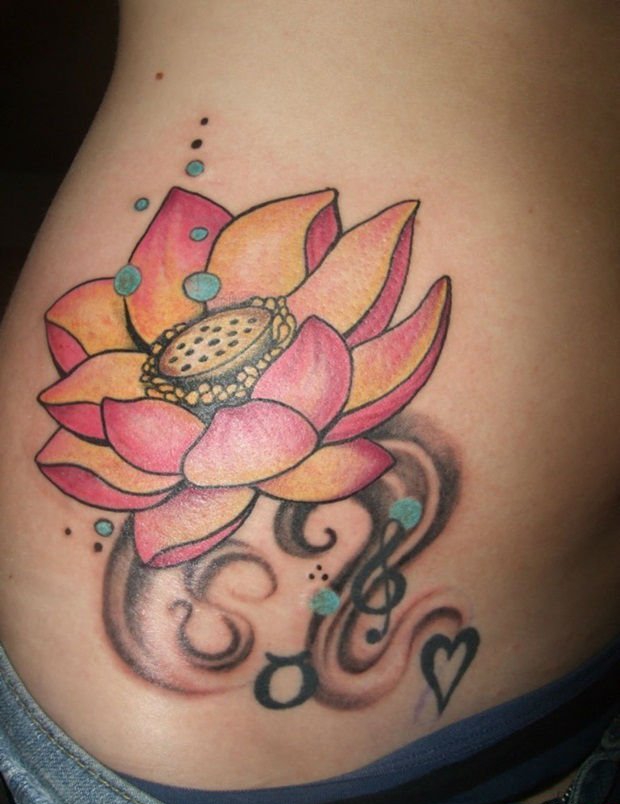 彩色植物颜料纹身女性喜欢的一组漂亮的花卉纹身图案