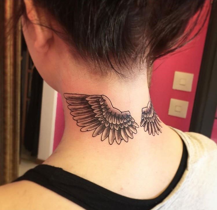 女性黑色线条素描纹身守护天使翅膀纹身图案大全图片