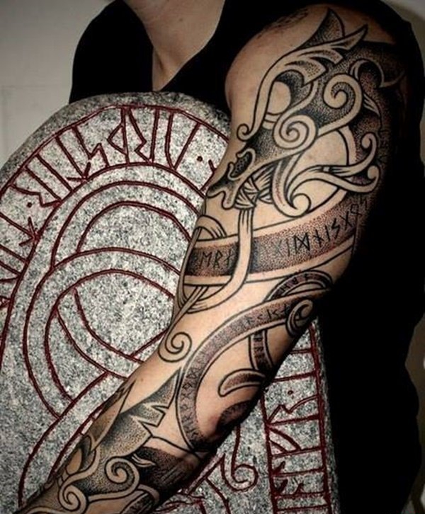 酷酷的纹身黑白灰风格点刺纹身图案